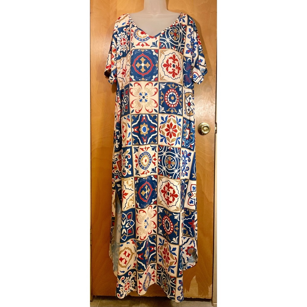 Nemidor Maxi Dress